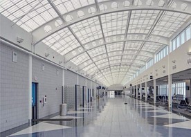 Kalwall daylighting skyroof in a train terminal.
